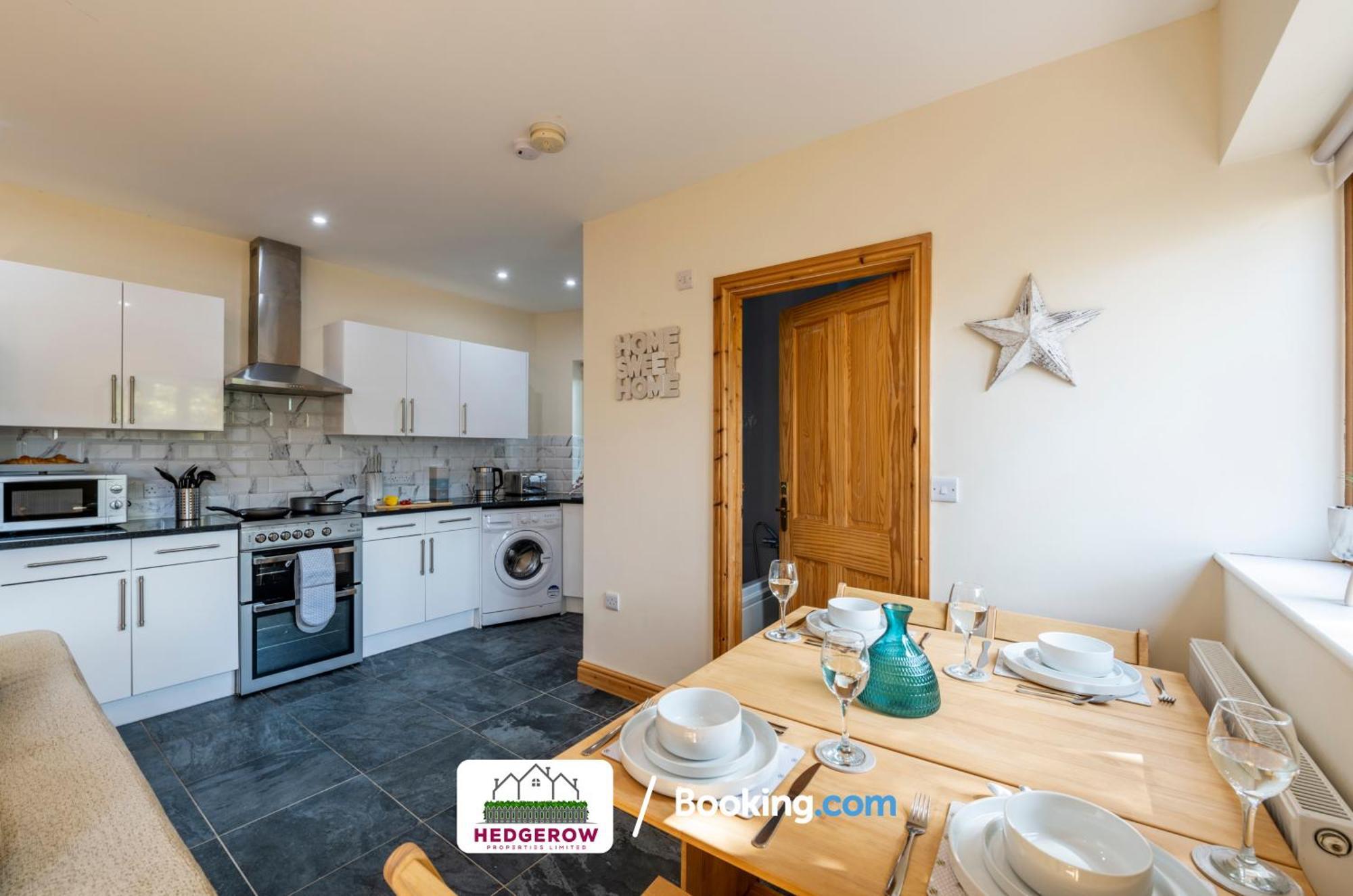 Secure 2-bed Escape For 6 With Tranquil Garden L Special Deals L Last-minute Deals L Casa de Férias Truro